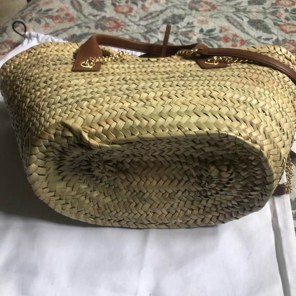 Veronica Beard Crest Market Tote Small - Picture 13 of 13